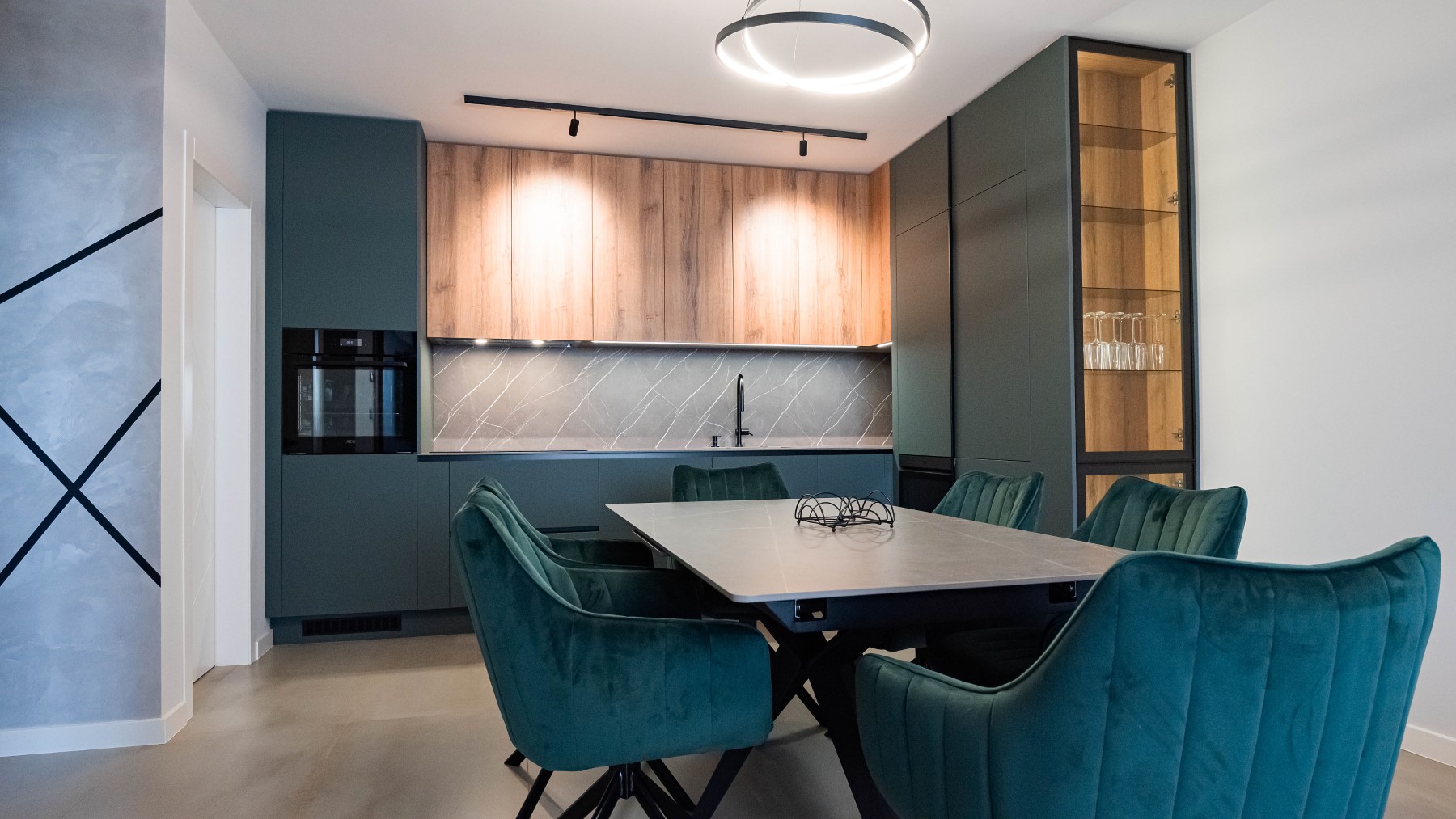 Г-образна кухня